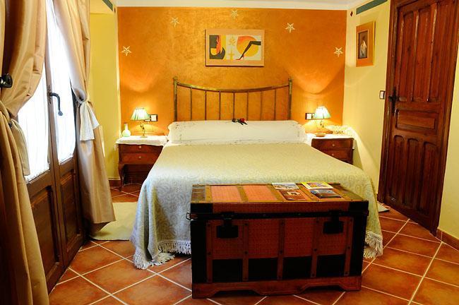 Hotel Casa De La Fuente Alcorisa Phòng bức ảnh