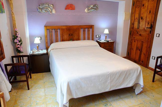 Hotel Casa De La Fuente Alcorisa Phòng bức ảnh